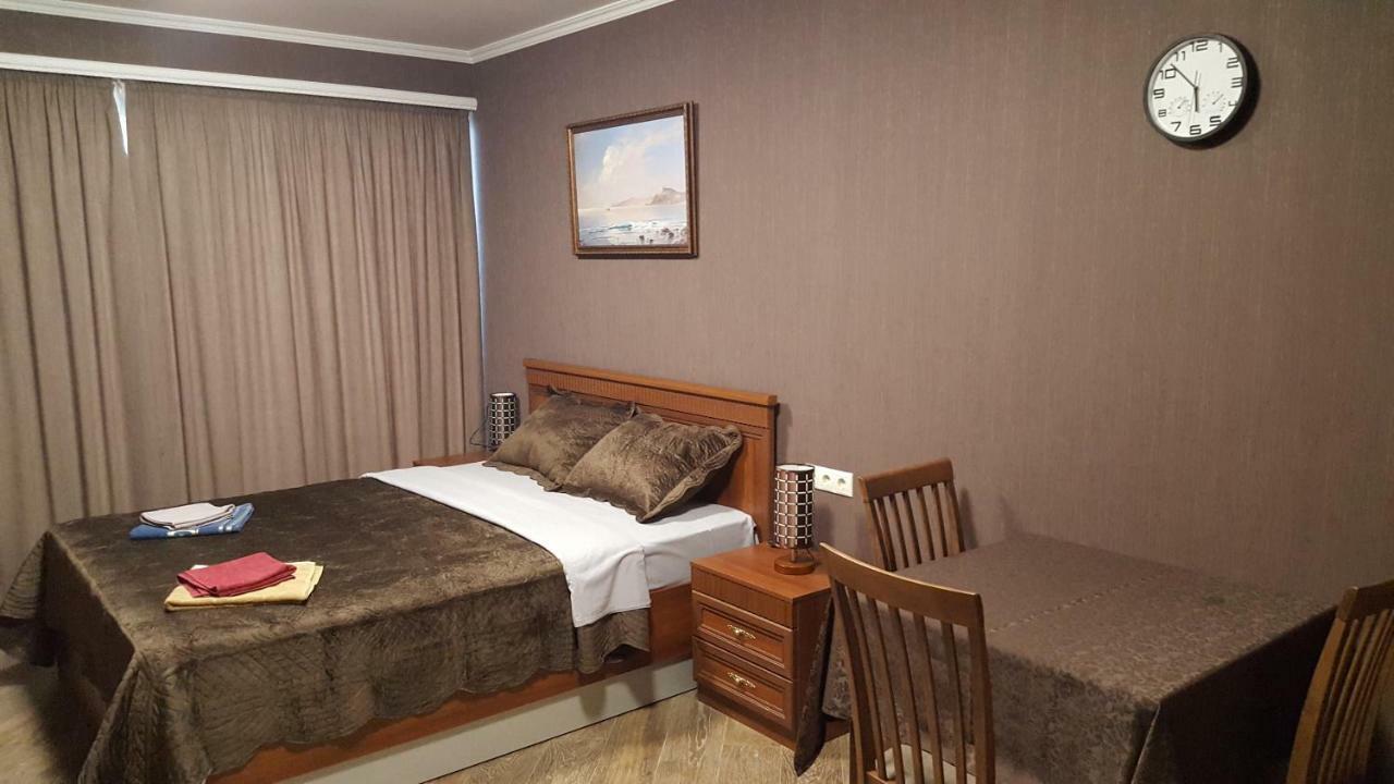 Mimino Apartment Deluxe First Line Batumi Exterior photo
